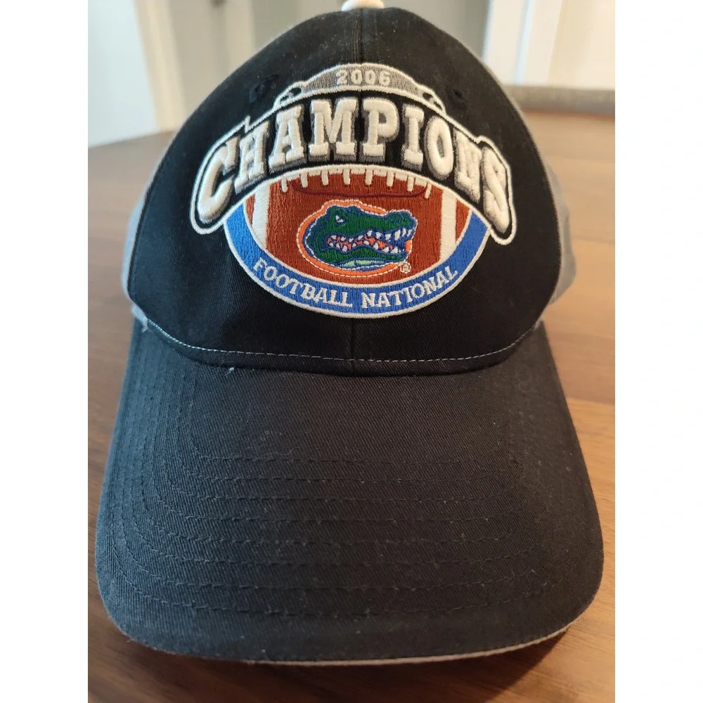 Florida Gators 2006 Football National Champions Hat BCS Arizona 2007 Black Grey